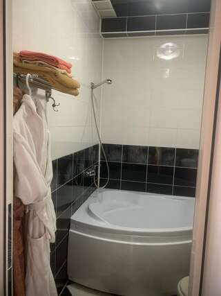 Гостиница Респект Пятигорск Двухместный номер с 1 кроватью-8